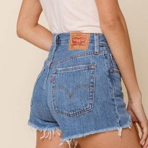 Levi’s 501 vintage cut off denim shorts
